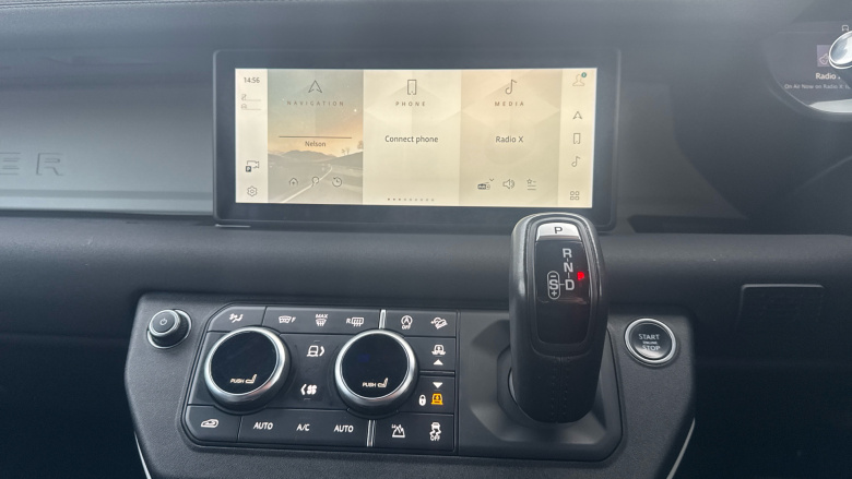 Land Rover Defender 3.0 D250 X-Dynamic SE 110 5dr Auto Diesel Estate